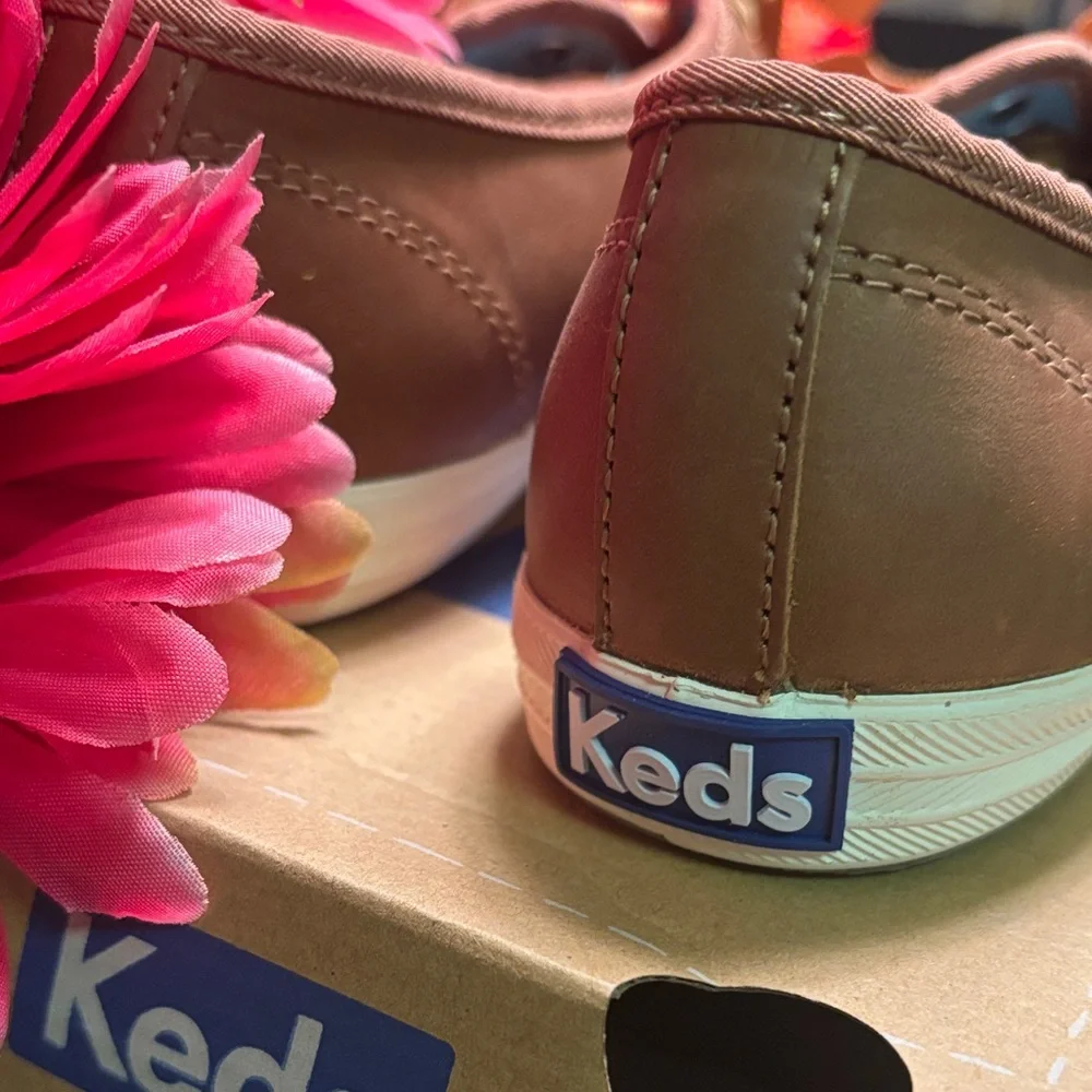 Keds Leather Sneakers - Picture 4 of 4